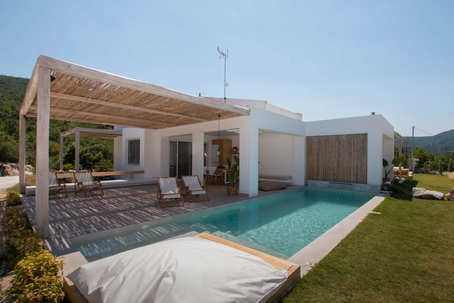 Aristotelia Gi villa and private pool